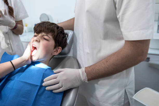 Best Emergency Dental Services for Seniors in Tipton, CA