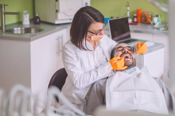 Best Weekend Emergency Dentist in Tipton, CA